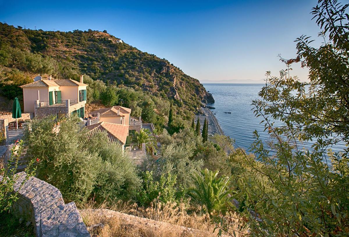 Kissakas Villas Leonídio Kültér fotó