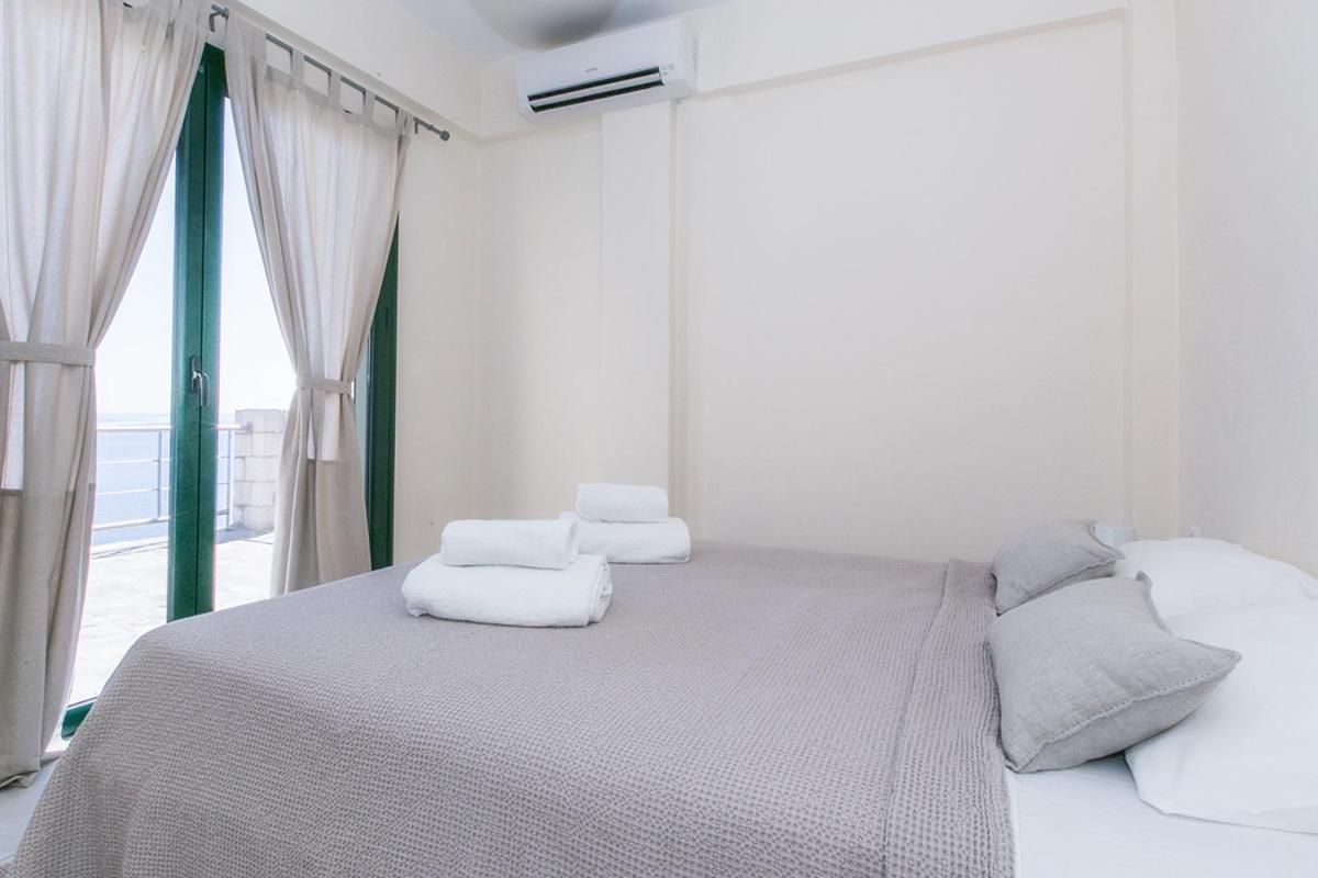 Kissakas Villas Leonídio Kültér fotó
