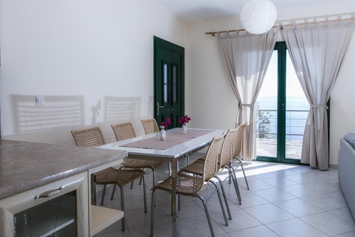 Kissakas Villas Leonídio Kültér fotó