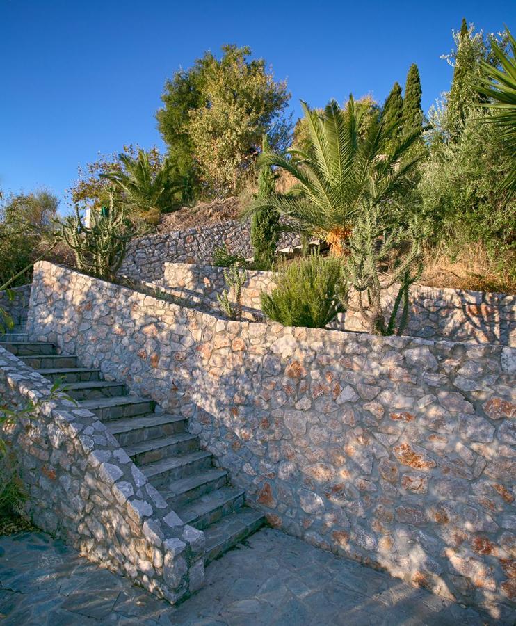 Kissakas Villas Leonídio Kültér fotó