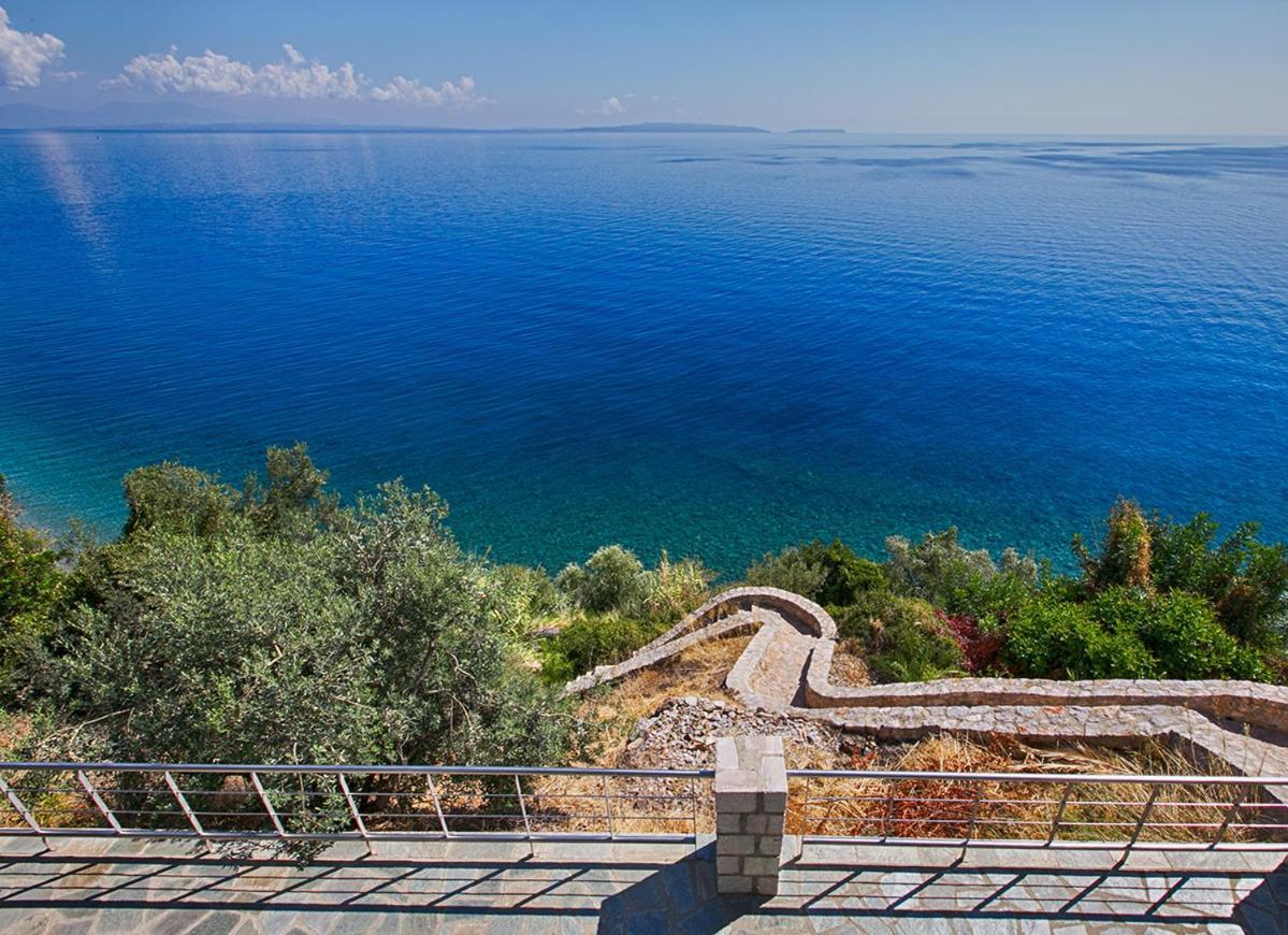 Kissakas Villas Leonídio Kültér fotó